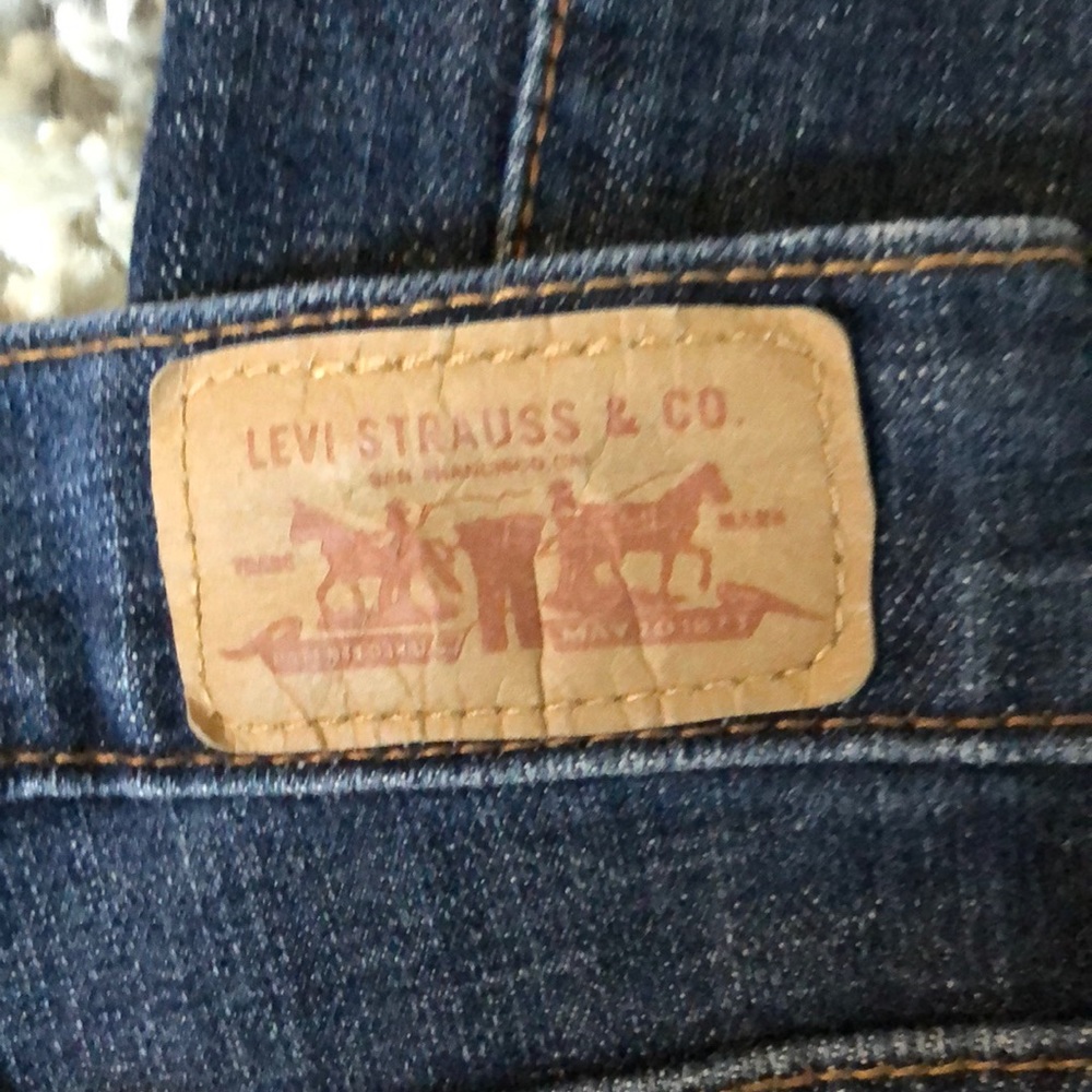 Levi’s Bootcut Jeans - Picture 5 of 6